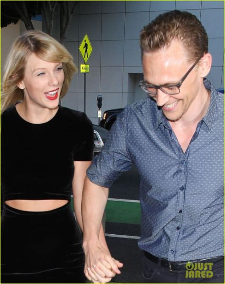 Taylor Swift & Tom Hiddleston: He Loves ‘Strong Women Like His Mom’ — Interview