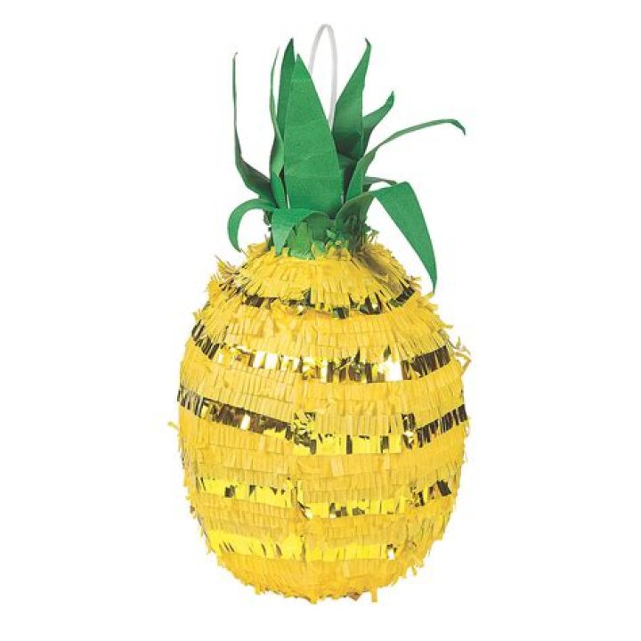 Teddi Gold’s Vibrant ‘Pineapple Piñata’ Video Proves That You ‘Can Create Joy Anywhere’