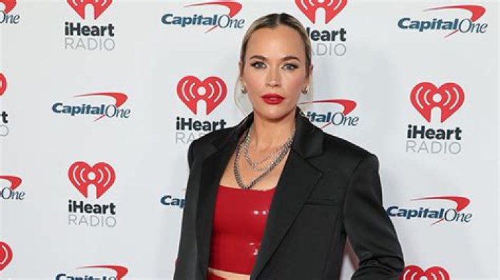 Teddi Mellencamp Gives Update on Melanoma Scars With Pink Bikini Photos