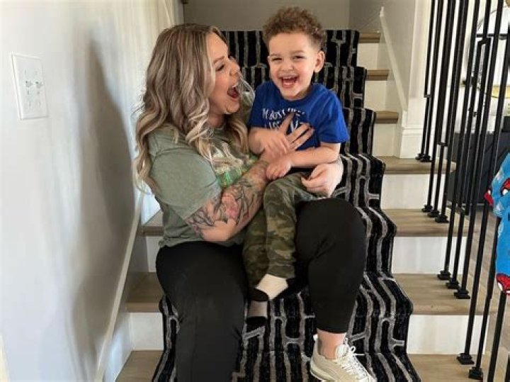 ‘Teen Mom 2’ Star Reveals Sex Of Unborn Child – Hollywood Life