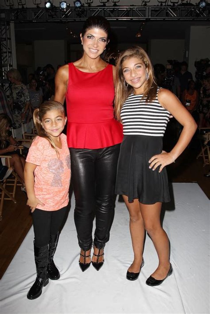 Teresa Giudice Family: Photos – Hollywood Life