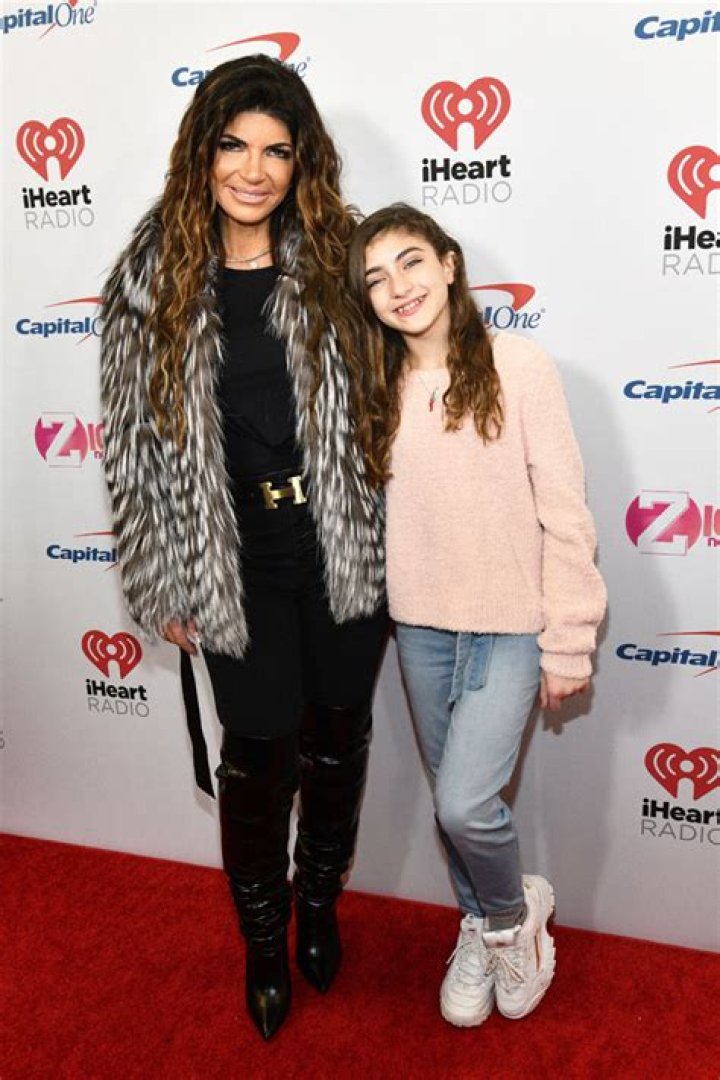 Teresa Giudice Shares Stunning Selfie Of Youngest Daughter Audriana, 12, Looking So Grown Up — Photo