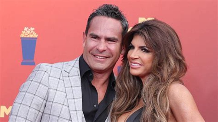 Teresa Giudice Stuns In Bikini With Husband Luis Ruela: Photo – Hollywood Life