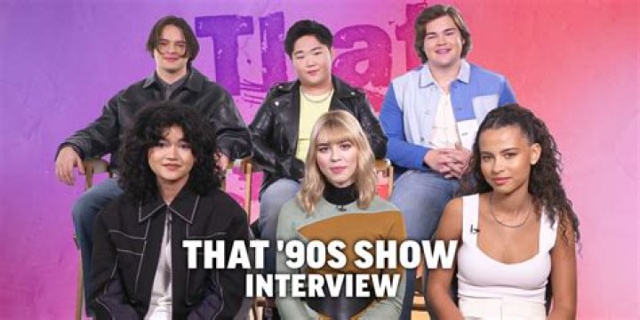 ‘That ’90s Show’ Stars On Reunion With ’70s Show’ OG Cast (Exclusive) – Hollywood Life