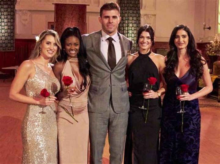‘The Bachelor’ Recap: Alayah Returns & Stirs Up Major Drama With Both Victorias