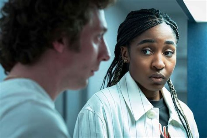 ‘The Bear’s Jeremy Allen White & Ayo Edebiri Shut Down Possibility of Any Romance Between Their Characters