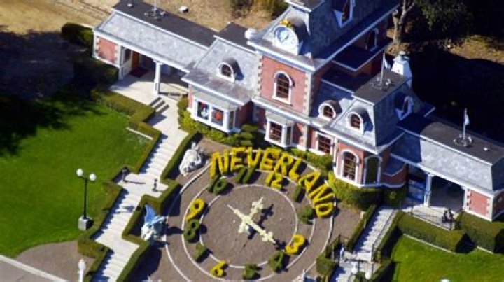 The Disturbing Discovery At Neverland – Hollywood Life