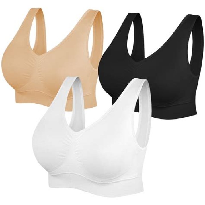 This 4-Pack Of Sports Bras Has Over 55,000 Positive Reviews & Is On Sale For Under $40