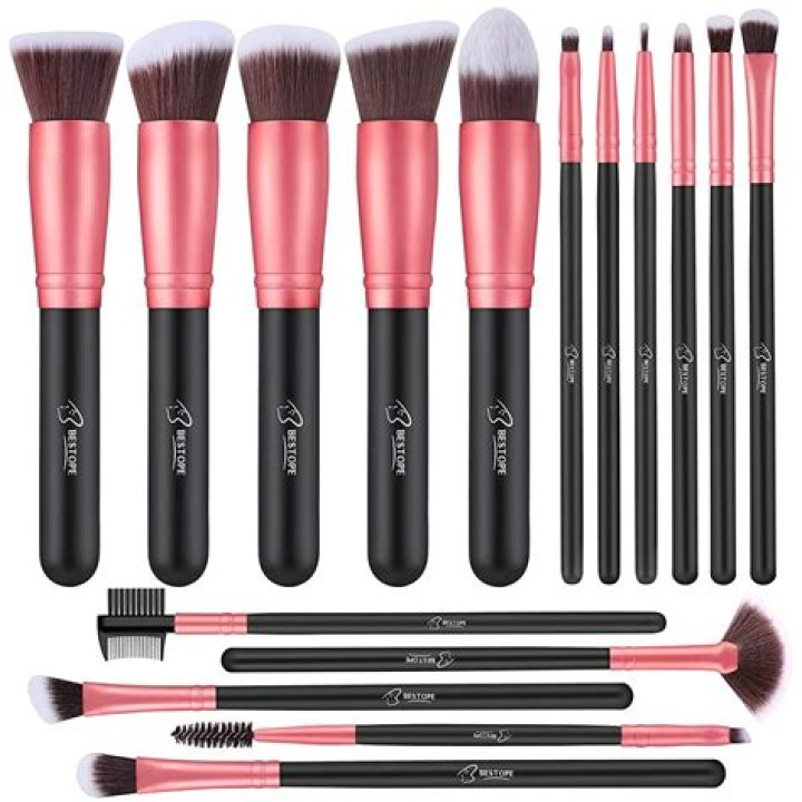 This Makeup Brush Set Loved By Over 4,500 People Is Currently On Sale For Less Than $20