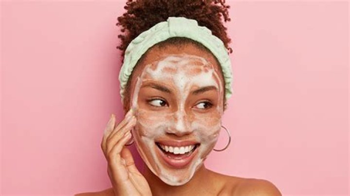 This Product Solves The Worst Part Of Washing Your Face – Hollywood Life