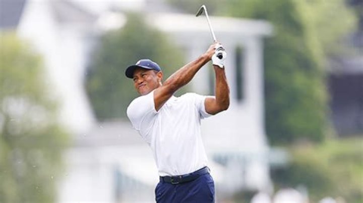 Tiger Woods – Hollywood Life