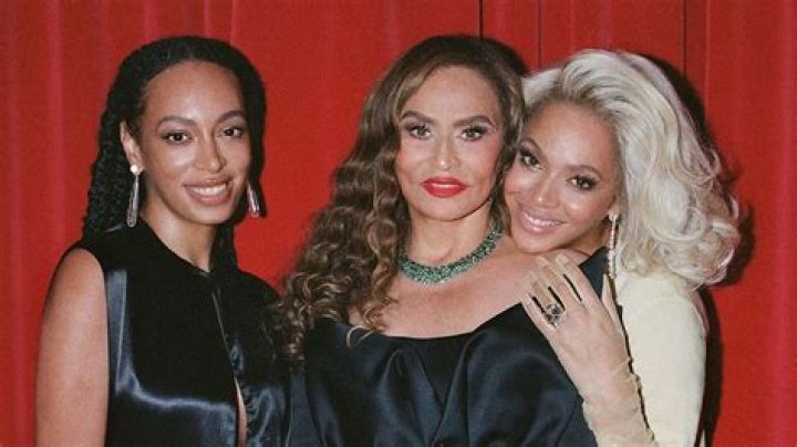 Tina Knowles Honors Daughter Solange On Mother’s Day & Not Beyonce – Hollywood Life
