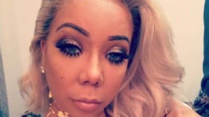 Tiny Posts Sexy Selfies To ‘Lure’ T.I.– Does It Work? – Hollywood Life