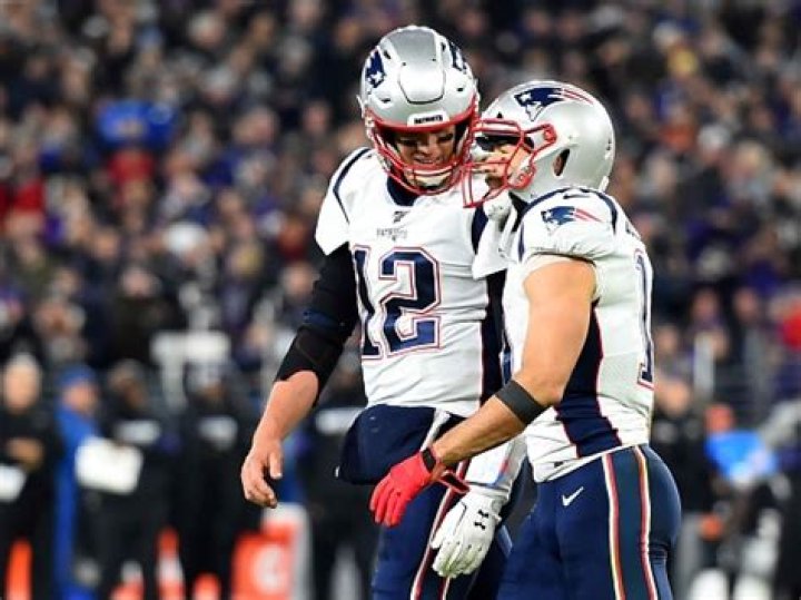 Tom Brady, Julian Edelman & More Patriots Celebrate At Wild Victory Party — Watch
