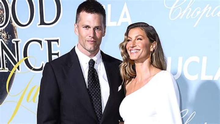 Tom Brady Posts Mother’s Day Tribute To Ex Gisele Bundchen – Hollywood Life