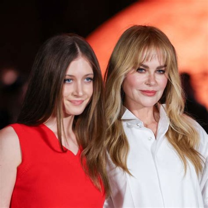 Tom Cruise & Nicole Kidman’s Daughter Bella, 27, Resurfaces With Rare Instagram Selfie — See Pic
