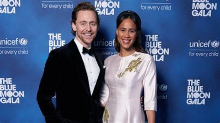 Tom Hiddleston Expecting 1st Child With Fiancee Zawe Ashton: 1st Photos Of Her Baby Bump