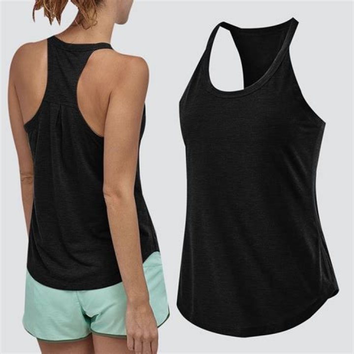 Top Workout Tank Tops for Women in 2023 – Reviews by Hollywood Life – Hollywood Life