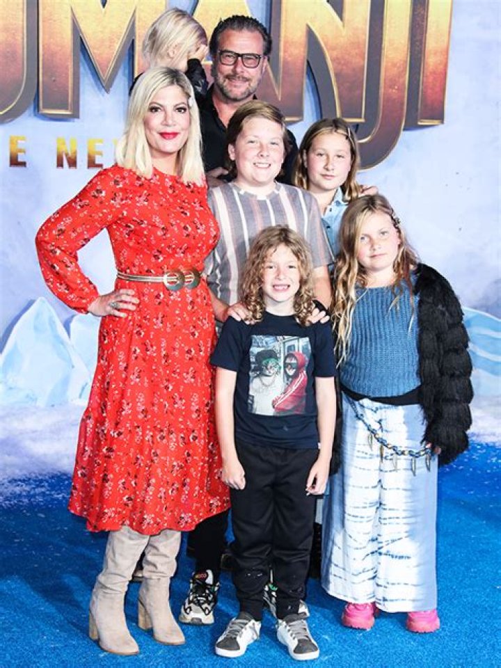 Tori Spelling Reveals Why Dean McDermott Is Missing From Family Christmas Card