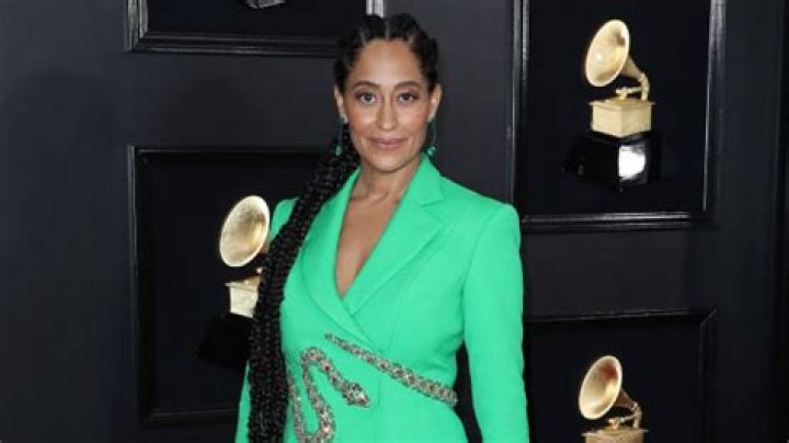 Tracee Ellis Ross In Green Bikini For 4th Of July: Photo – Hollywood Life