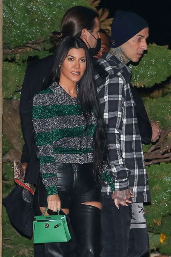 Travis Barker Wraps His Arm Around Kourtney Kardashian After Romantic Lunch Date — New PDA Pic
