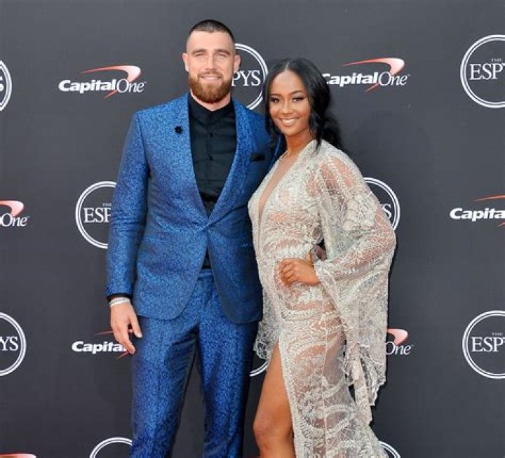 Travis Kelce’s Ex Kayla Nicole Flirts with Eagles Player Jalen Hurts – Hollywood Life