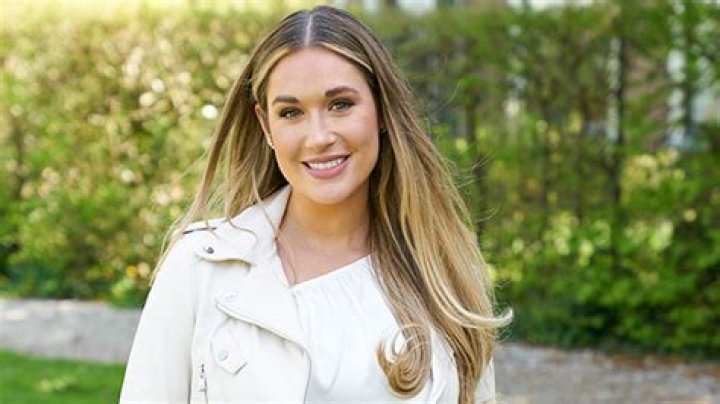 Tyler Eliminated On ‘The Bachelorette’ On Rachel’s Hometown Dates – Hollywood Life