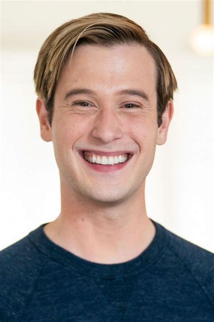 Tyler Henry Photos