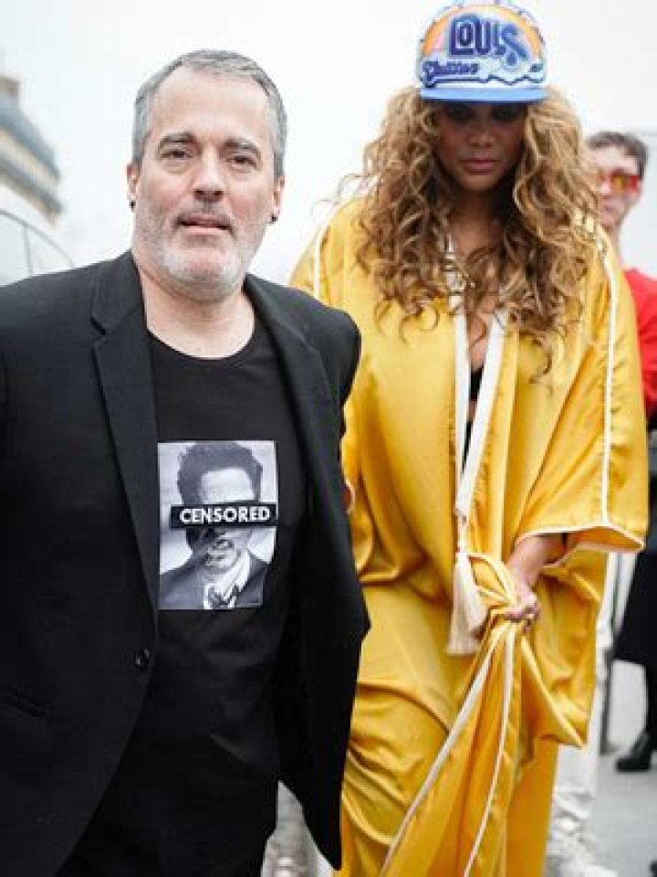 Tyra Banks Holds Hands With Boyfriend In Paris: Photos – Hollywood Life