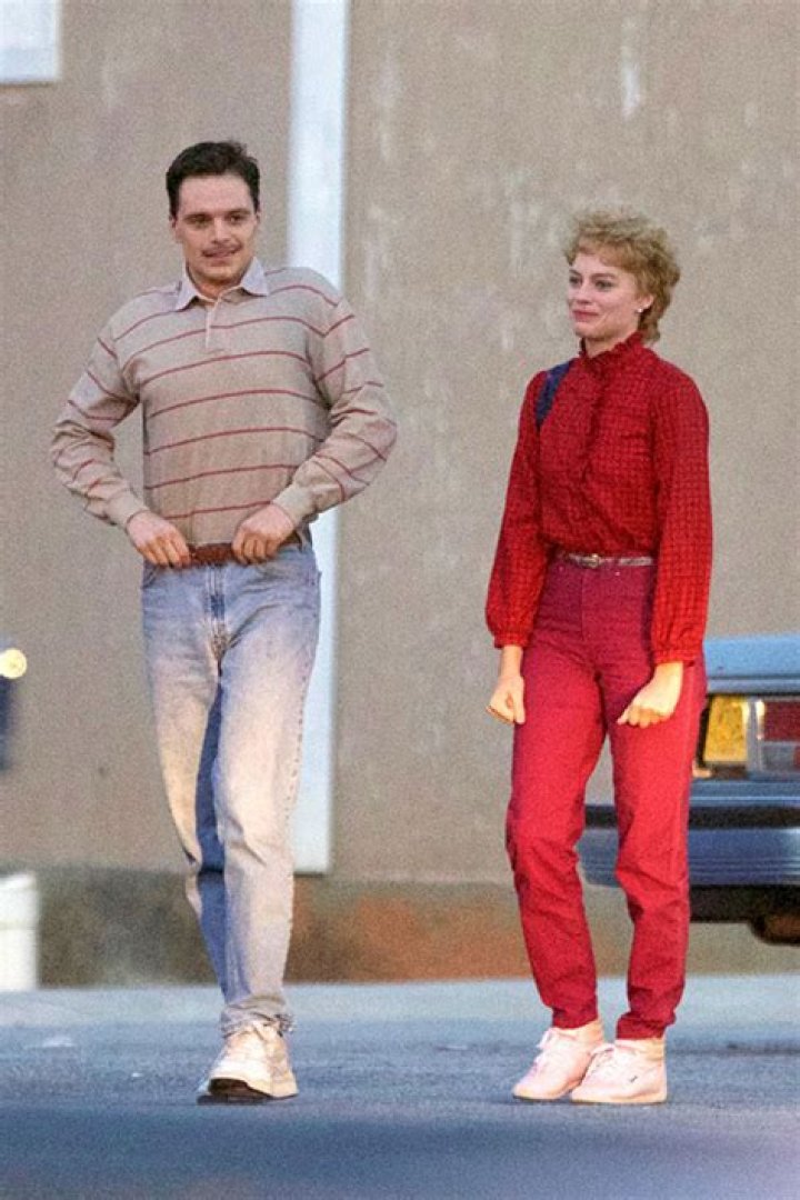 Unrecognizable Filming ‘I, Tonya’ – Hollywood Life
