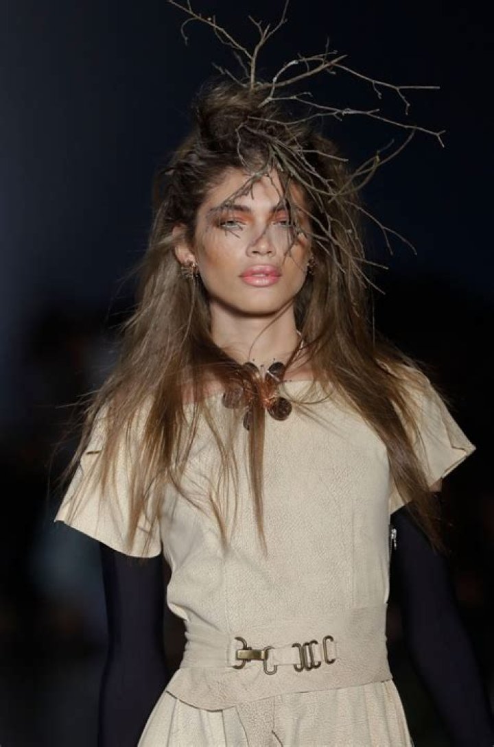 Valentina Sampaio — See The Transgender Supermodel’s Red Carpet Pics