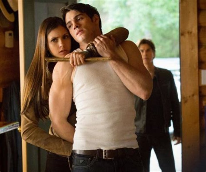 Vampire Diaries Recap — Carol Lockwood Dies — Season 4 Episode 9 – Hollywood Life