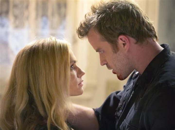 [VIDEO] Eric’s Death On ‘True Blood’ — Alexander Skarsgard Naked – Hollywood Life