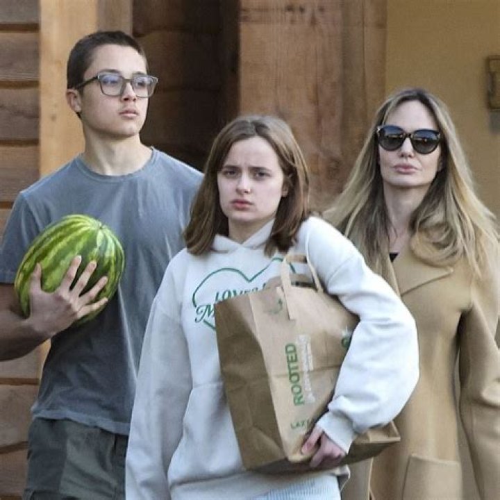 Vivienne Jolie-Pitt, 13, Rocks A T-Shirt & Sweats Out For Coffee With Friend — Photos
