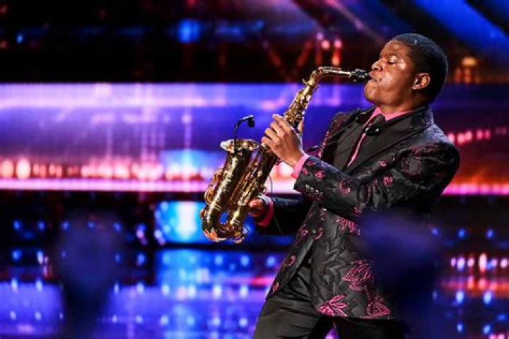 Who Is Avery Dixon? About The ‘AGT’ Saxophone Player Of Season 17 – Hollywood Life