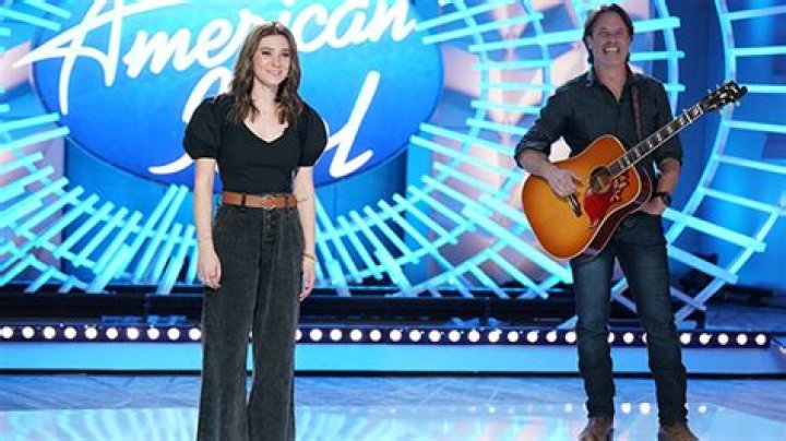 Who Is Cadence Baker? About The 18-Year-Old ‘American Idol’ Contestant – Hollywood Life