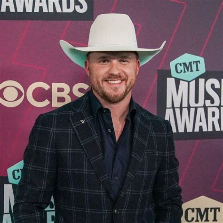 Who Is Cody Johnson? — 5 Things About The New Country Singer – Hollywood Life