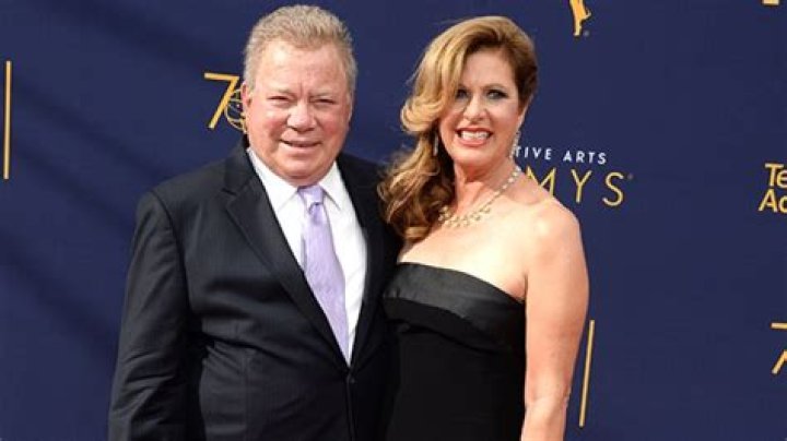 Who Is Elizabeth Shatner? 5 Facts About William Shatner’s Wife – Hollywood Life