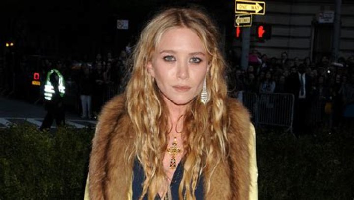 Who Is John Cooper? Brightwire CEO Spotted Out With Mary Kate Olsen – Hollywood Life