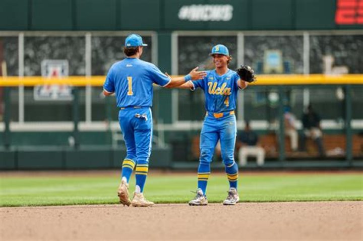 Who Is Justin Hooper? 5 Things About UCLA Baseball Player – Hollywood Life