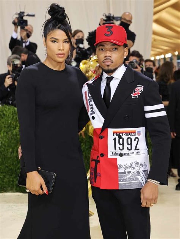 Who Is Kirsten Corley? 5 Things On Chance The Rapper’s Fiancée – Hollywood Life