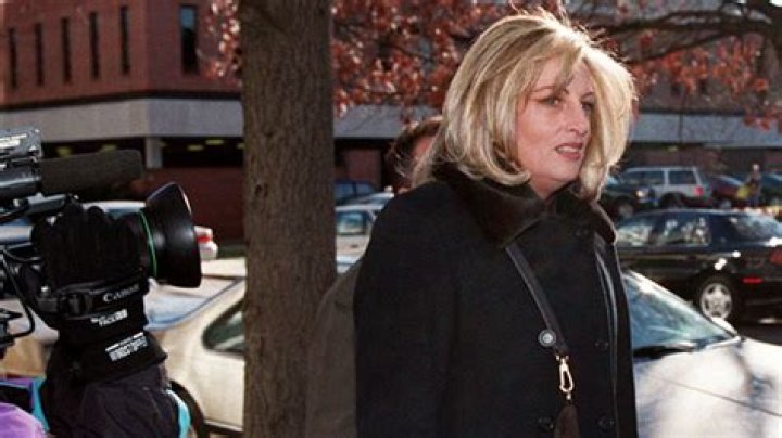 Who Is Linda Tripp? About The Woman At Center Of ‘Impeachment: ACS’ – Hollywood Life