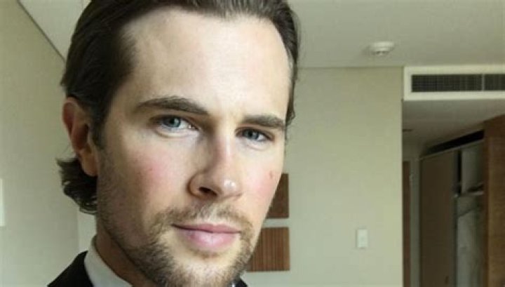 Who is Lord William Grey? 5 Things You Need To Know About David Berry – Hollywood Life