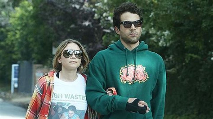 Who Is Louis Eisner? 5 Things On Ashley Olsen’s Surprise New Husband – Hollywood Life