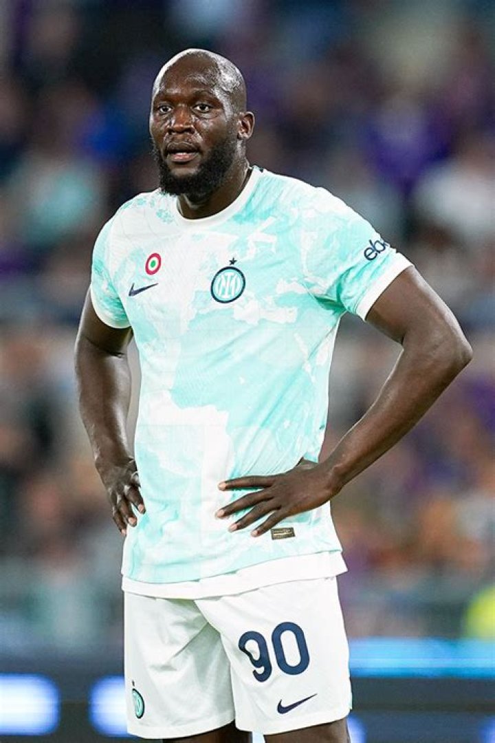 Who Is Romelu Lukaku? Soccer Star Linked To Megan Thee Stallion – Hollywood Life