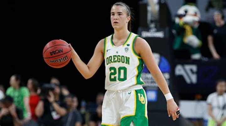 Who Is Sabrina Ionescu? 5 Things About Basketball Player  – Hollywood Life