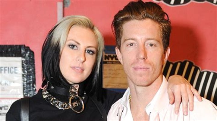 Who Is Sarah Barthel? 5 Things About Shaun White’s Girlfriend – Hollywood Life