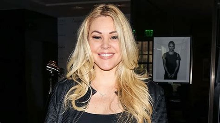Who Is Shanna Moakler? 5 Things To Know About Travis Barker’s Ex-Wife – Hollywood Life