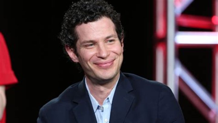 Who Is Thomas Kail? 5 Things On ‘Hamilton’ Director – Hollywood Life