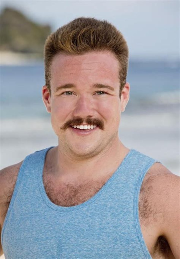 Who Is Zeke Smith? — 5 Things About ‘Survivor’ Star Who Came Out As Transgender – Hollywood Life